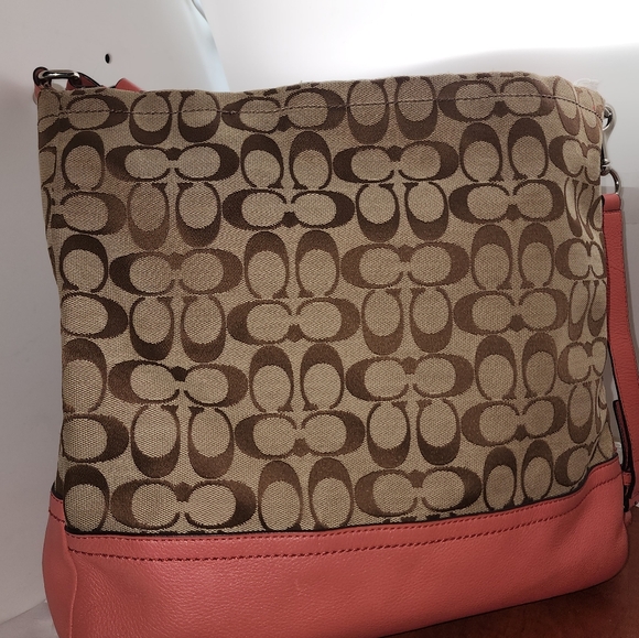 Coach Park Signature Coral Tote Canvas & Coral Leather Trim F23279 & F49165 - Picture 12 of 14